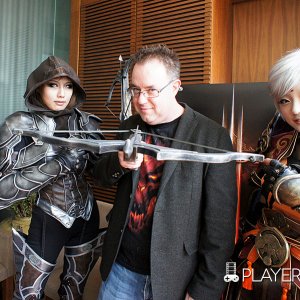 Jay Wilson & cosplayers from Korea