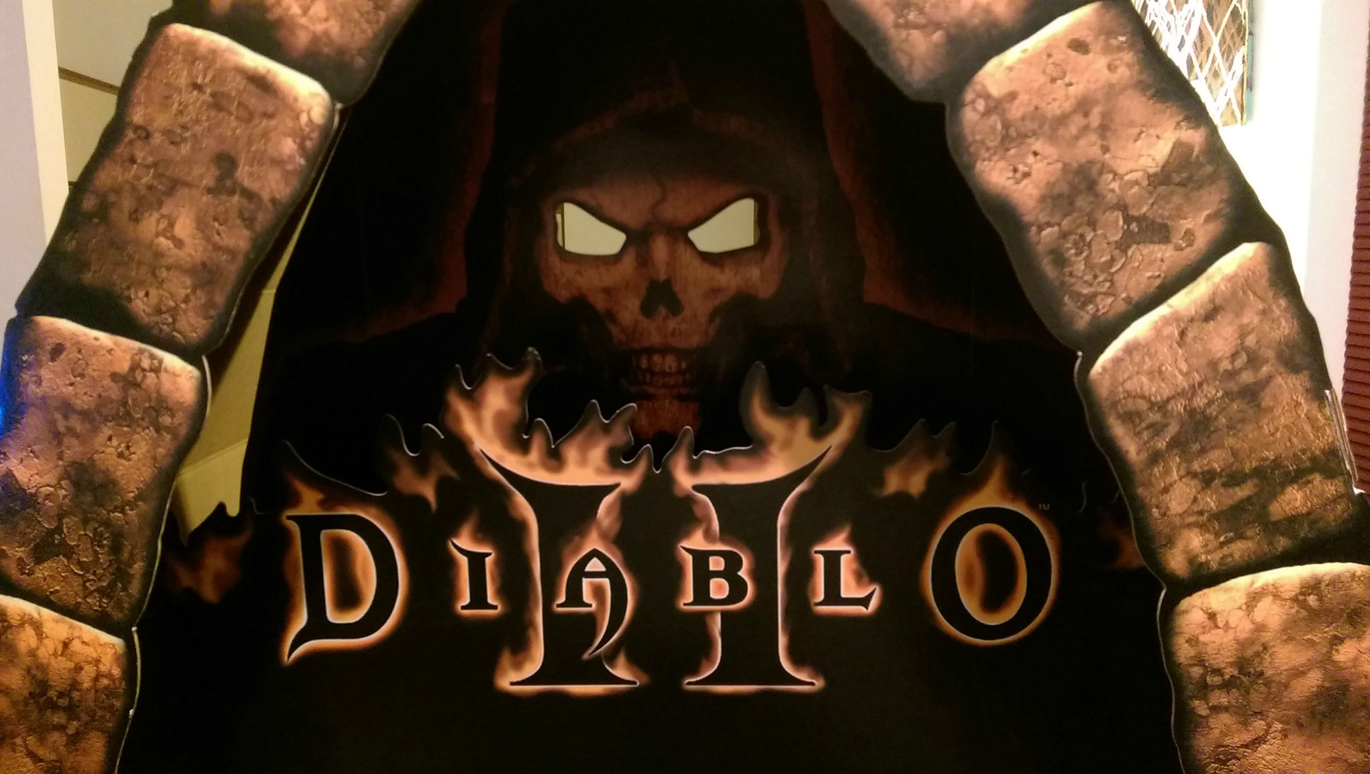 Diablo II Store Display Case