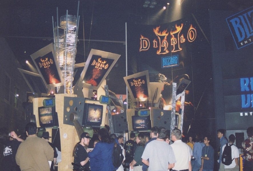 E3 1999 D2 Booth