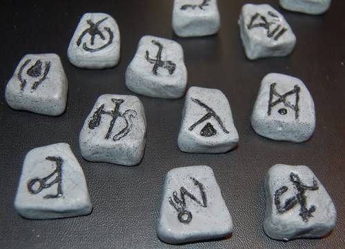 Fanmade Horadric Cube and Runes