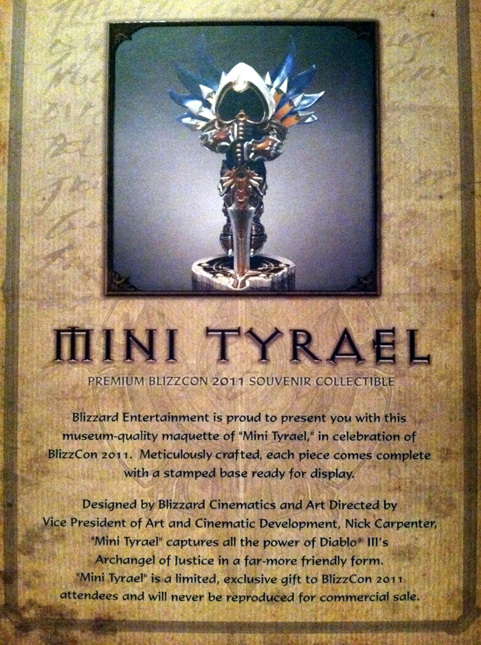 Mini Tyrael Statue