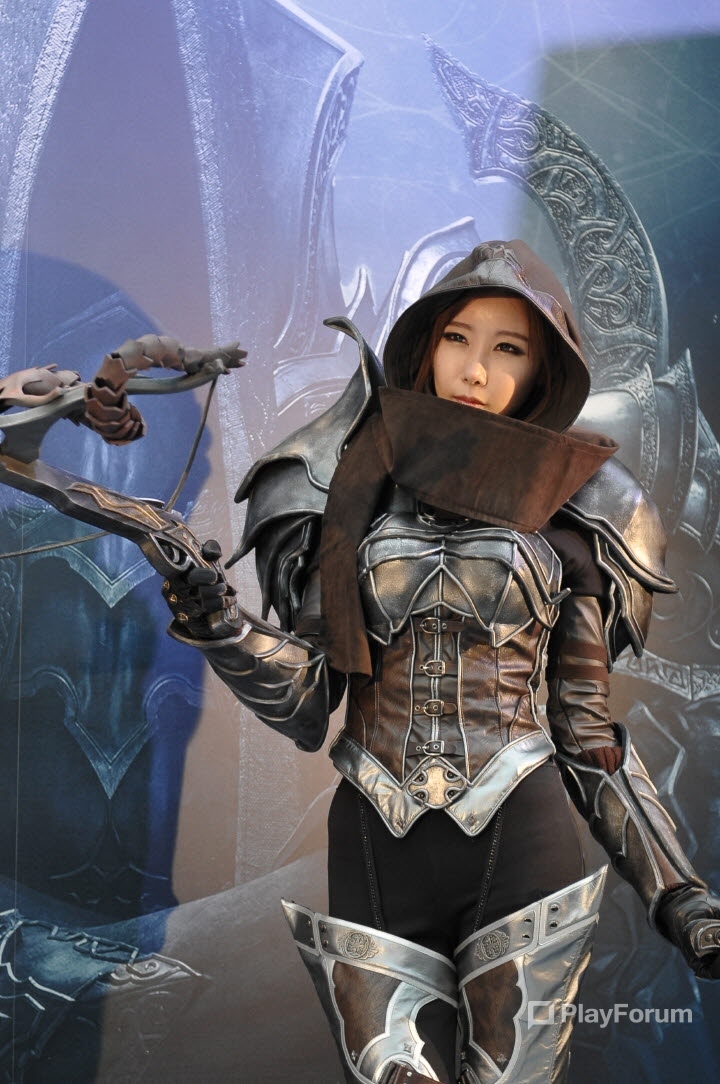 Reaper of Souls launch event cosplay from Korea